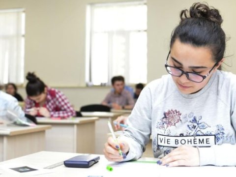  3 nəfərdə mobil telefon aşkarlandığı üçün imtahandan xaric edilib -DİM