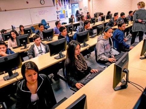 Hər 3 ildən bir testdən keçən müəllimlərin maaşı 25% artırılır- Kurikulumun əcnəbi  modeli  