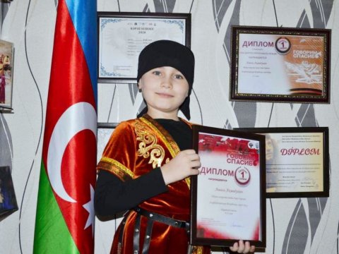 Paytaxt məktəblisi beynəlxalq müsabiqədə birincilik qazanıb