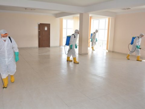 İmtahanların keçiriləcəyi məktəblərdə dezinfeksiya və təmizlik işləri aparılıb