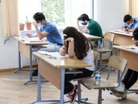 Bu gün növbəti buraxılış imtahanları keçirilir