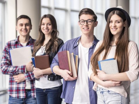 Azərbaycanda yaşayan gürcülər universitetlərə imtahansız qəbul olunacaq