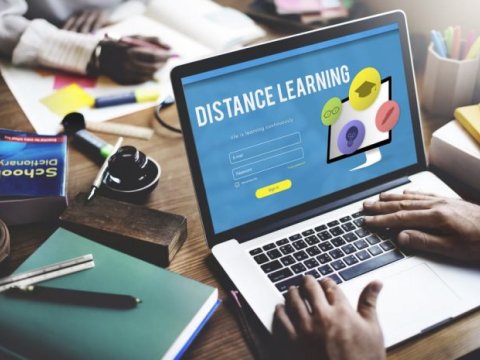 “Universitetlərimiz distant təhsili çoxdan tətbiq etməli idilər”- Çatışmazlıq  