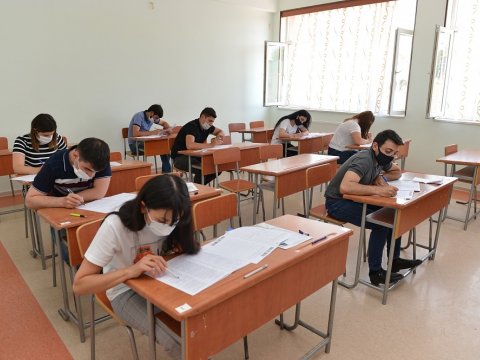 Sabah 8370 nəfər abituriyent qəbul imtahanı verəcək
