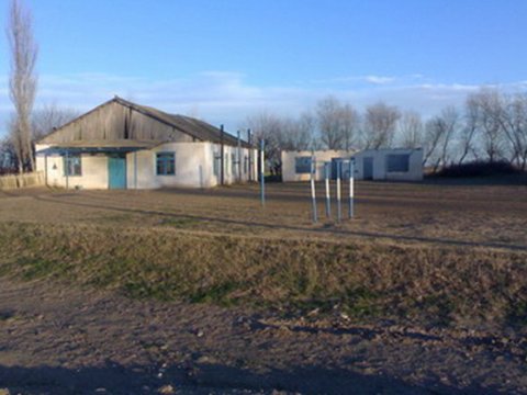 “Dərs zamanı atışma səsləri eşitsək də, bunu adi hal sayırıq” –Təmas nöqtəsindəki məktəbin xanım müəllimi