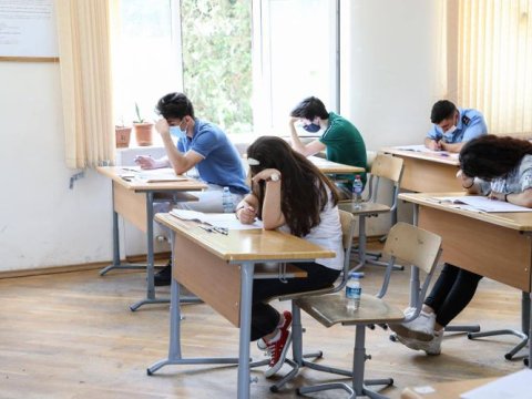 Bu gün 14 minə yaxın şagird imtahan verəcək
