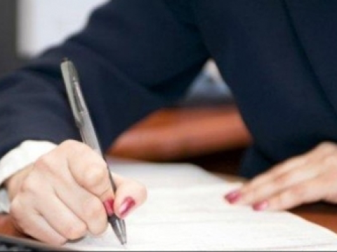 Dövlət qulluğuna qəbul imtahanında 30 qadın iştirak edib  