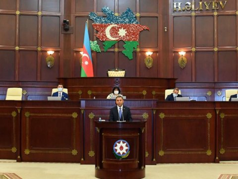 Komitə sədri təhsilhaqqının azadılması təklifinə CAVAB VERDİ