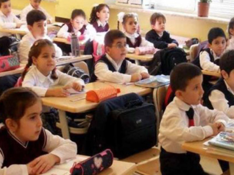 Məktəblərin ənənəvi şəkildə açılması nə dərəcədə təhlükəsizdir?