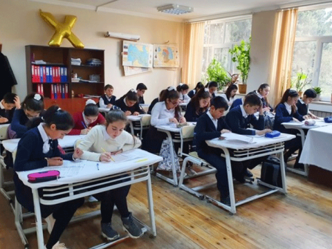 Orta məktəblərdə dərslərin ənənəvi qaydada keçirilməsi məqsədəuyğun sayılmır