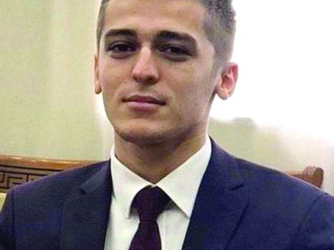 Hər bir gənc örnək olmalıdır