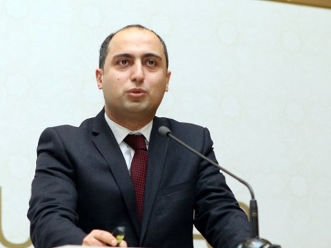 Nazir 60 yaşdan yuxarı müəllimlərin dərs yükü məsələsinə aydınlıq gətirib
