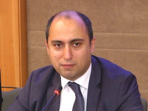 Təhsil naziri vakant yerlərin gizlədilməsi məsələsinə aydınlıq gətirib
