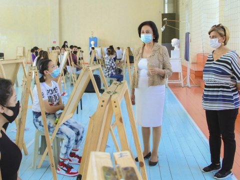  AzMİU-da memarlıq ixtisasını seçən abituriyentlərin qabiliyyət imtahanı başladı    