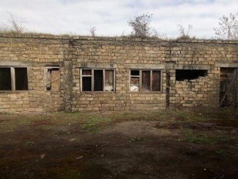 Azərbaycanda yararsız məktəb binasında dərs keçirilir – FOTO  