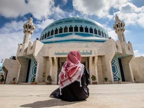 İordaniyada məscid və məktəblər bağlandı  