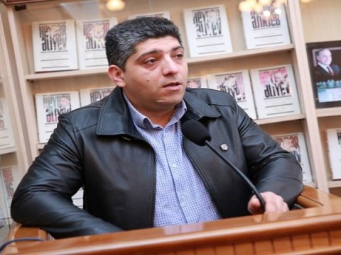 Elm adamlarının üzərinə böyük yük düşür-Tarixçi alim