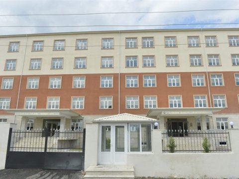 Bilsin ana torpaq, eşitsin Vətən!  