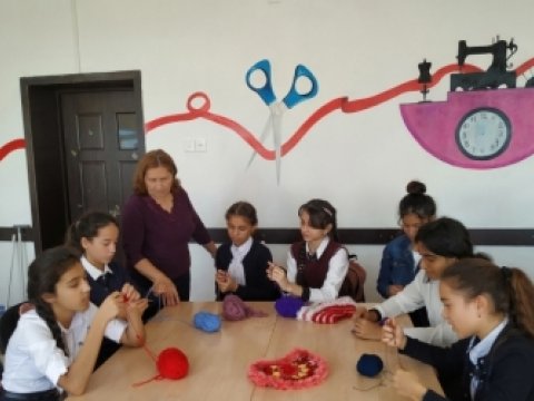 Məktəbdənkənar təhsil müəssisələrində 10 mindən çox dərnək var