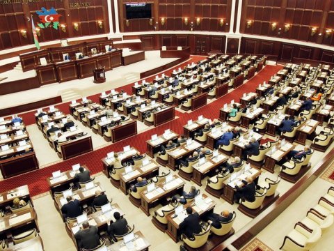 Milli Məclisin növbəti plenar iclasının vaxtı və gündəliyi açıqlandı  