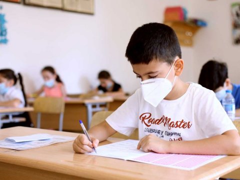 Daha 55 şagird və 21 işçidə koronavirus aşkarlandı    