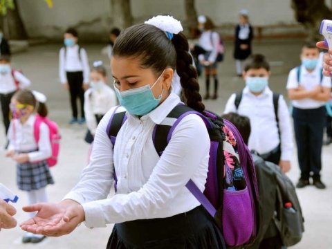 Nazir: Gün ərzində bu qədər məktəbi bağlamağa məcbur olduq