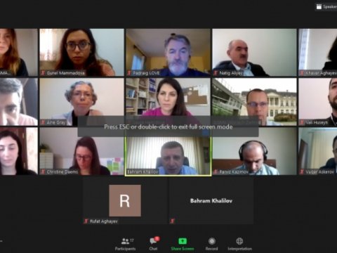 Dövlət qulluğu sistemində səriştə modelinin tətbiqinə dair beynəlxalq ekspertlərlə onlayn təlim keçirildi  