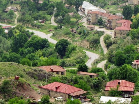 “Səpələnmişdik, amma yenə də təhsil üçün əlimizdən gələni edirdik” – Laçının RTŞ müdiri