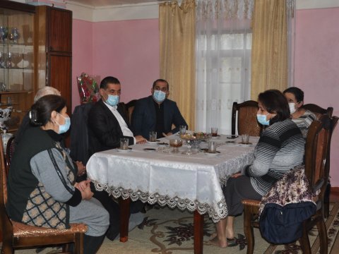 MDU-nun  Vətən Müharibəsində iştirak etmiş əməkdaşlarının ailələri ziyarət edildi  
