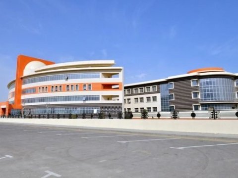 Bakı Ali Neft Məktəbi - Doqquz il
