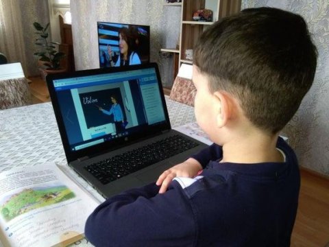 Azərbaycanda distant təhsilin müddəti uzadıldı - QƏRAR