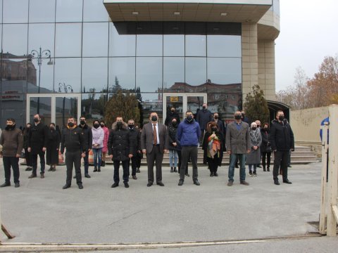 DİM -də Vətən müharibəsi şəhidlərinin əziz xatirəsi yad edilib - FOTO