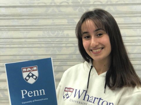 17 yaşlı azərbaycanlı xanım Tramp və Elon Maskın oxuduğu nəhəng universitetə qəbul olundu - FOTO