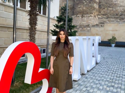 UNEC-in ikili diplom proqramının məzunu: “Optimist insan hər bir çətinlikdə imkanları görür”
