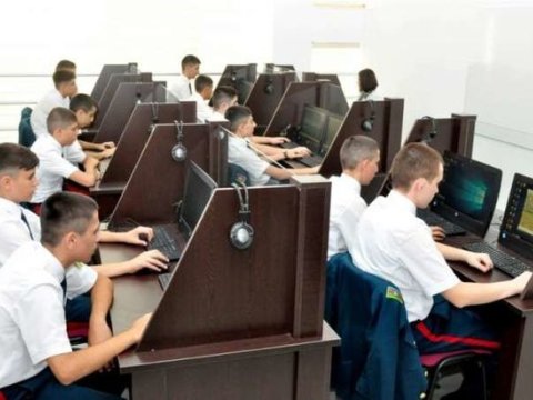 Dövlət Sərhəd Xidmətinin Xüsusi Məktəbinə şagird qəbulu elan edir