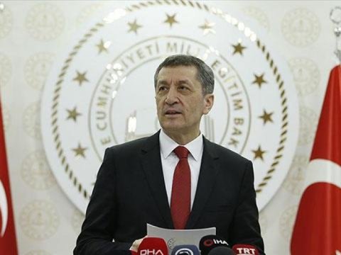 Türkiyədə orta məktəblərin açılacağı tarix bəlli oldu