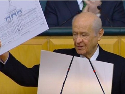 Baxçalı Şuşada tikiləcək məktəbin layihəsini təqdim etdi - FOTO  