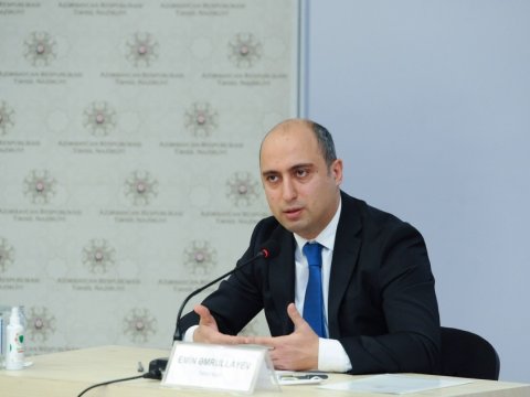 Təhsil naziri:\