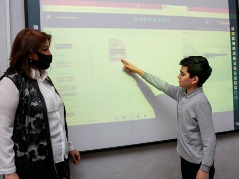 “Rəqəmsal bacarıqlar” layihəsi üzrə əyani və distant tədris uğurla davam edir  