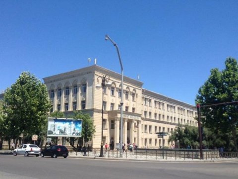 Bakıda daha bir məktəb BAĞLANDI  