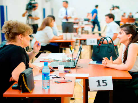 Müsahibədən keçən bütün müəllimlərə ikiqat maaş veriləcək? – Rəsmi CAVAB