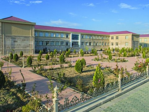 Naxçıvan Texniki Peşə və Sürücülük Məktəbi publik hüquqi şəxsə çevrilib  