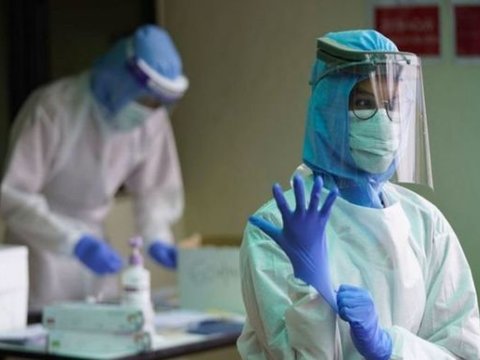 Qaxda müəllimlər koronavirusdan vəfat etdi - FOTO  