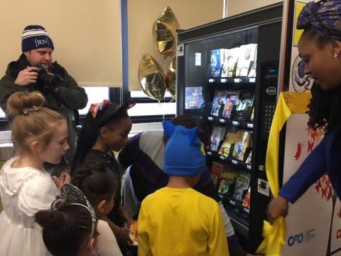 Bu aparatla şagirdlər şəxsi kitabxanalarını qura biləcəklər   