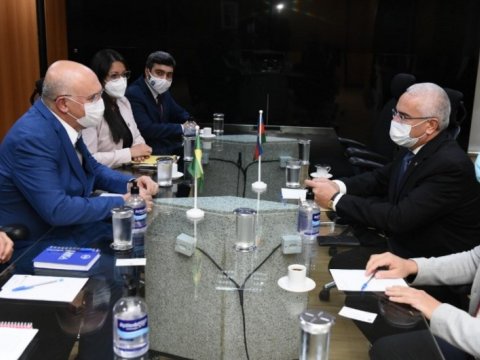 Braziliyanın təhsil naziri Azərbaycanla əlaqələrin genişləndirilməsində maraqlıdır