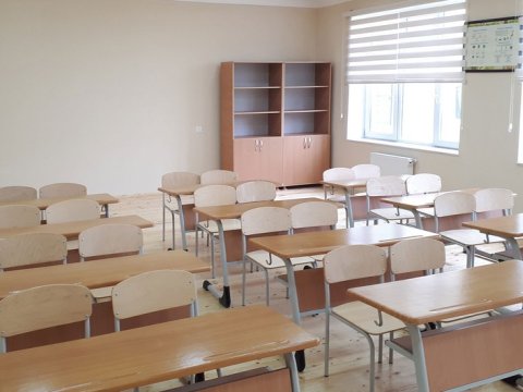 Qaxda koronavirusa görə daha bir məktəb distant tədrisə keçdi