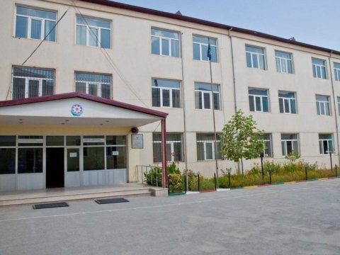 Bakıda daha bir məktəb distant tədrisə keçdi  