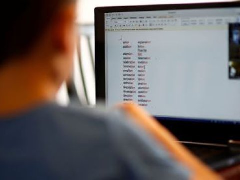 Qəbələdə orta məktəb distant tədrisə keçdi  