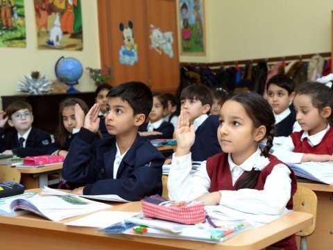 Məktəb idarəetməsi mövzusunda müzakirə aparılıb - VİDEO  