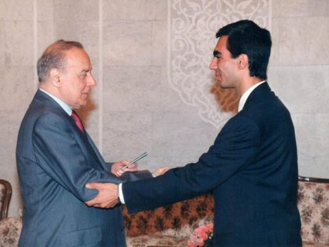 Elmar Qasımov:“O zaman hələ 26 yaşım tamam deyildi,  ən gənc nazir müavini oldum” - FOTO